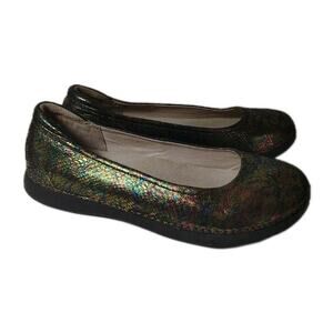 Alegria Shoes Women's Size 10.5 Faux Snakeskin Bubble Soap Color Swirl Design